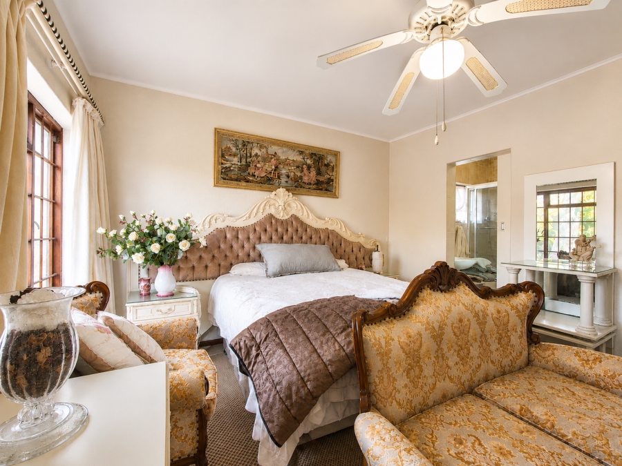 3 Bedroom Property for Sale in Wynberg Upper Western Cape